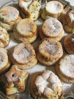 Túrós muffin csokidarával (Gluténmentesen is) recept fotója