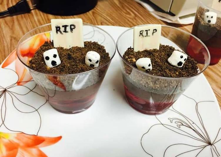 Simple Way to Prepare Perfect Graveyard Dirtcups