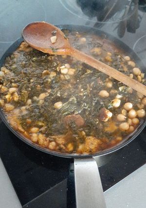 Una foto de Espinacas con garbanzos