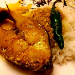 A picture of Hilsa fish tel jhol/ Bengali Hilsa light curry.