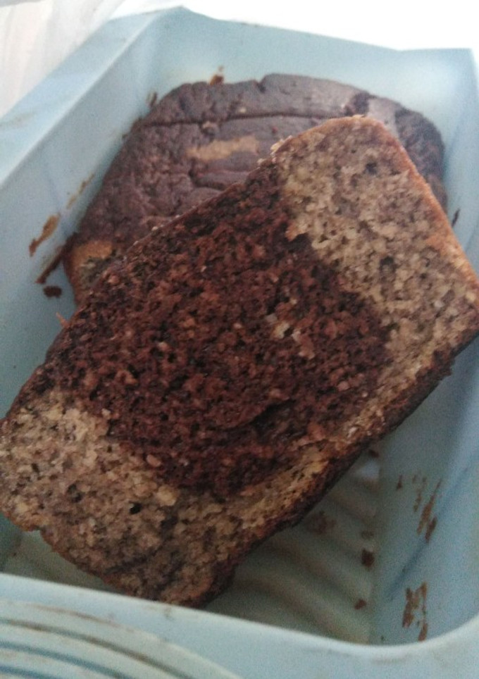 Una foto de Budín de banana marmolado saludable
