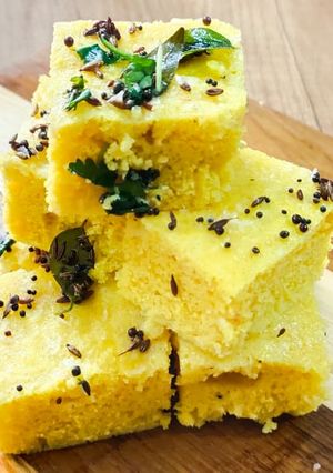 A picture of Instant Khaman Dhokla.