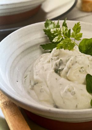 Zdjęcie przepisu Majonez bezjajeczny z ziołami (Książka Thermomix).