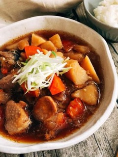 日式馬鈴薯燉雞腿肉 的食譜成品照片