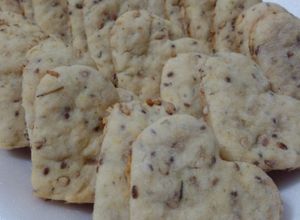 Una foto de Bizcochitos / sconcitos / galletas saladas 🌿 saborizadas con sobrecito Alicante y semillas de sésamo