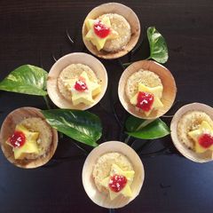 A picture of Coconut barfi with china grass.