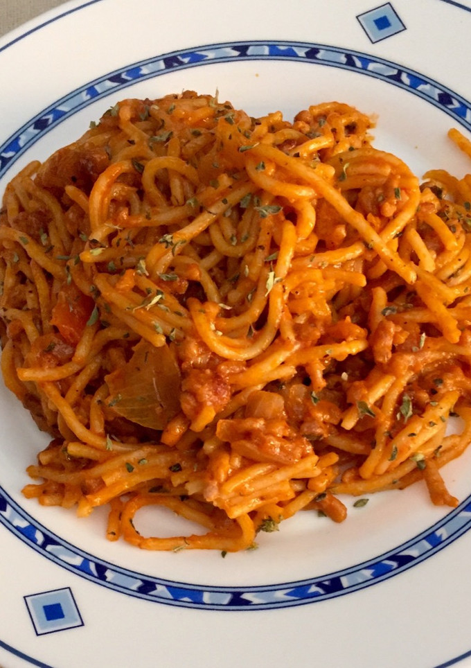 Una foto de Spaghetti a la bolocheese