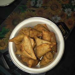 A picture of First time...beef samosas😋.