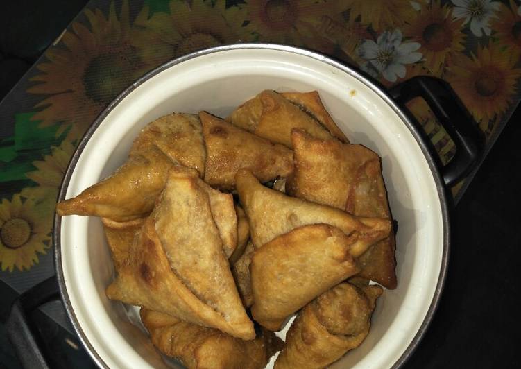 First time…beef samosasđŸ˜‹