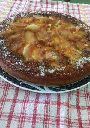 Una foto de Torta invertida de manzana