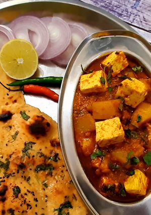 A picture of Paneer Aloo Curry.