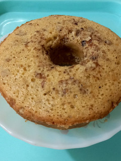 A picture of Walnuts cake.