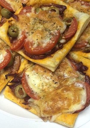 صورة لوصفة بيتزا البف باستري السريعة