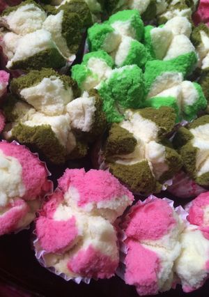 Foto resep Bolu Kukus Warna Warni