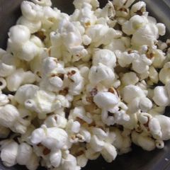 A picture of Microwave Popcorn.