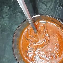A picture of Red chutney.