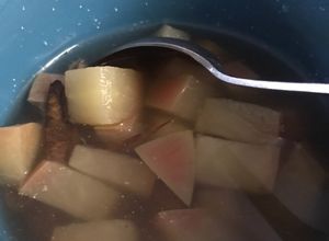 Una foto de Malita de la panza???Manzana cocida con canela