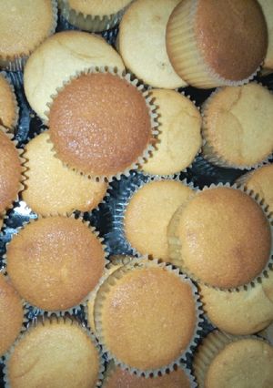 A picture of Coconut cup cake.