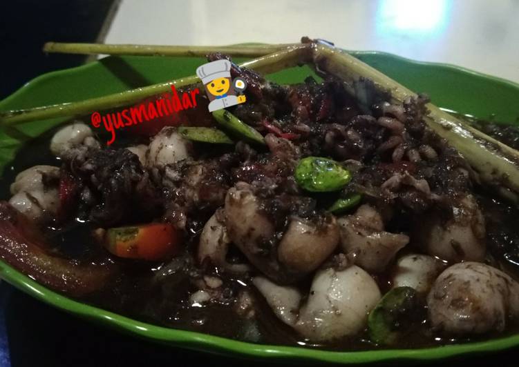 Cara Gampang mengolah 11.Cumi hitam,pedes,manis,gurih 🦑🌶️👩‍🍳 Lezat