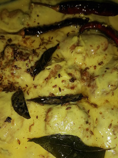 A picture of 3S series Karhi pakora.