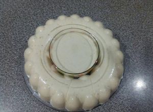 Una foto de Gelatina de guayaba con fresa