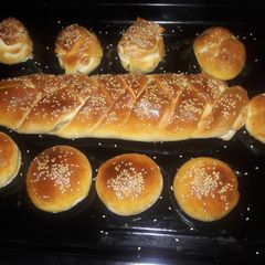 A picture of Chicken Bread.