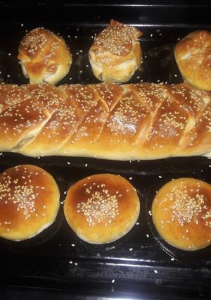 A picture of Chicken Bread.