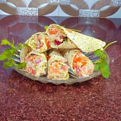 A picture of Stuffed papad roll.
