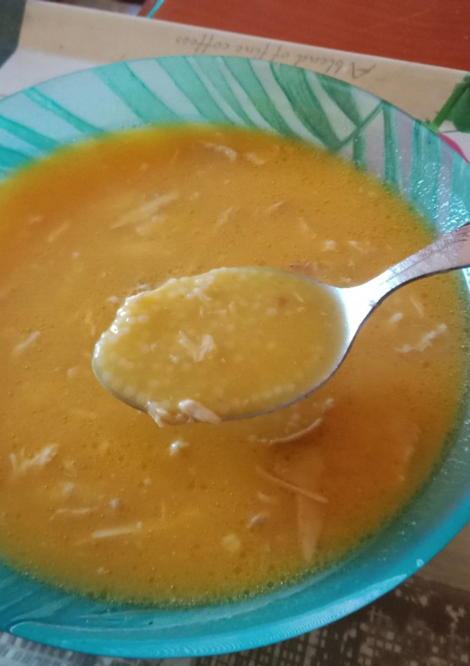 Una foto de Sopa de verduras y pollo