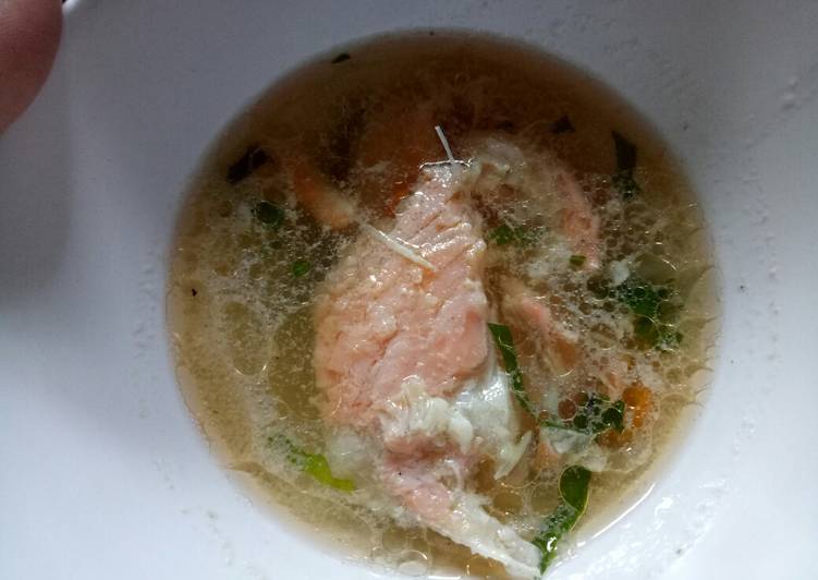 Resep Hot salmon soup #salmon #keto #ketogenic #sup #ketopad Lezat