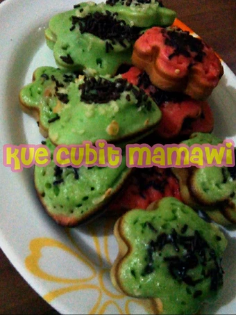 Cara Gampang Membikin Resep  Kue cubit (no mixer) yang Bikin Ngiler, Lezat