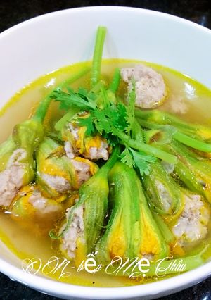 Hình của món Canh bông bí nhồi chả cá thác lác.