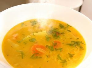 Foto principal de Sopa de Pollo Peruana