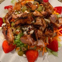 A picture of Barbecue Chicken Santa Fe Salad.