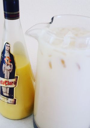 Una foto de Agua Fresca de Horchata y Rompope