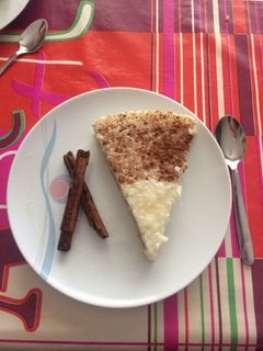 Una foto de Tarta de arroz con leche