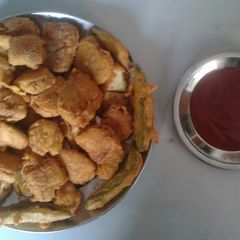 A picture of Bread Pakora.