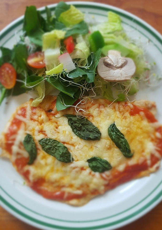 Una foto de Pechuga estilo pizza, fácil y rápida