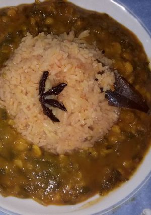 A picture of Sindhi Saibhaji and bhugal chawal.