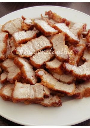 Hình của món Thịt Ba Chỉ chiên giòn.