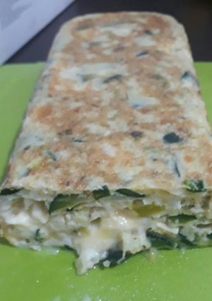 Una foto de Budín de zapallitos, cebolla y queso 😍😍