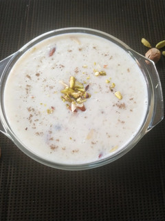 ઈન્સ્ટન્ટ ખીર (Instant Kheer Recipe In Gujarati) રેસીપી મુખ્ય ફોટો