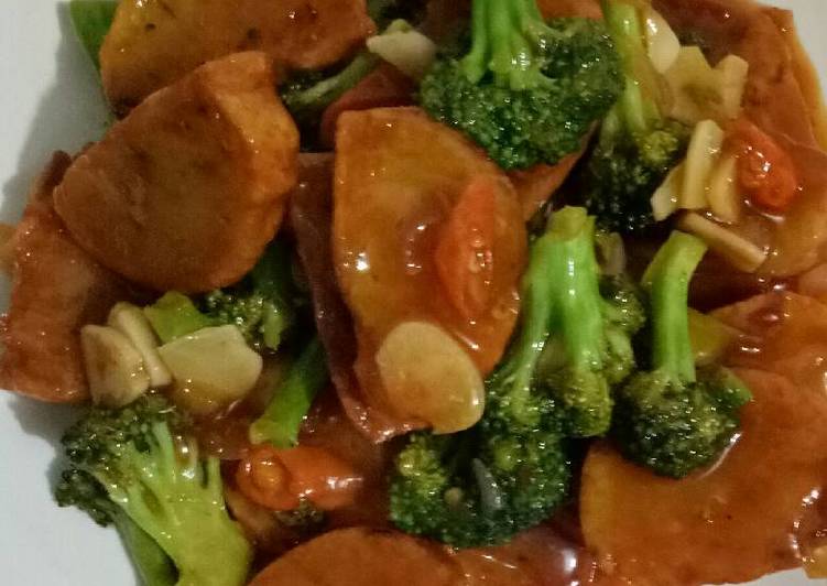 Bagaimana Memasak Brokoli asam manis with shrimp roll Yang Enak Banget