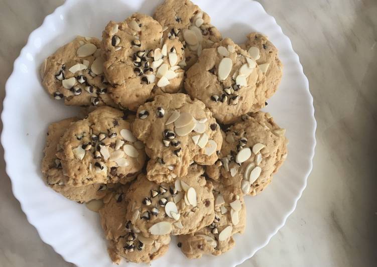 Simple Way to Make Super Quick Homemade Soft-cookies with almonds