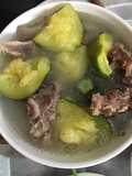 Canh bí non ninh xương