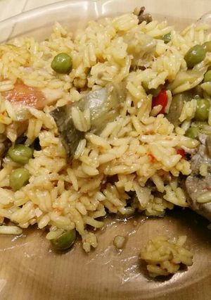 Una foto de Arroz con conejo