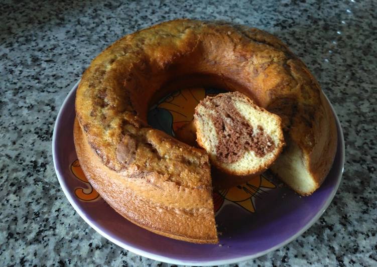 Bizcocho marmolado de yogurt