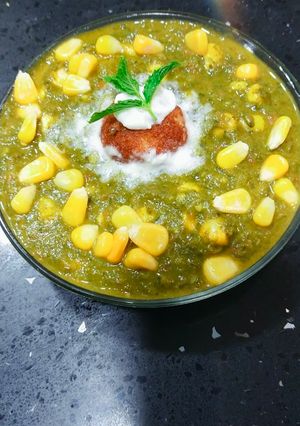 A picture of Palak Sweet Corn.