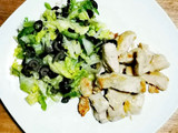Tiritas de pollo con lechutuna
