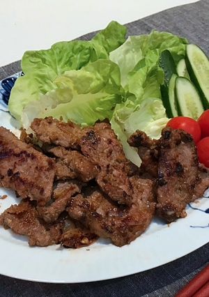 A picture of Bulgogi (Korean beef BBQ).